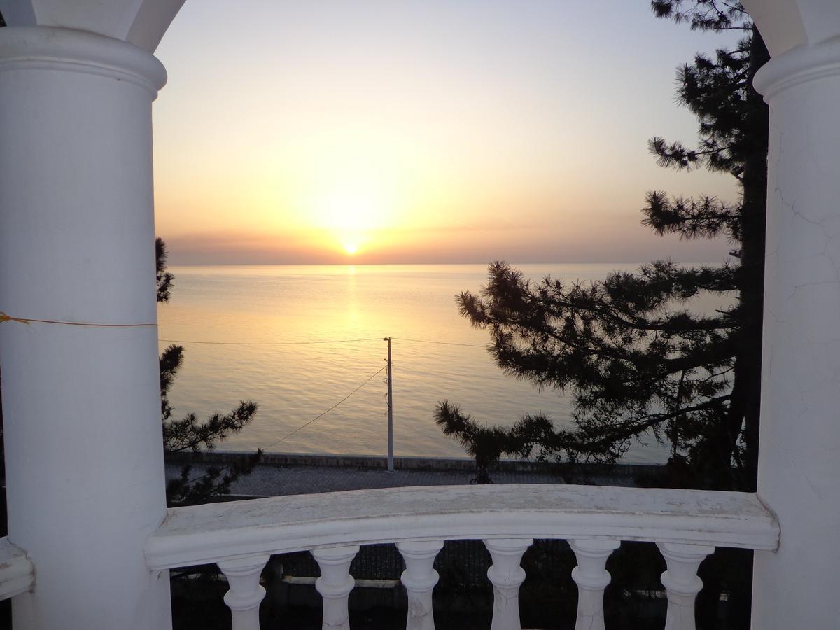 Marshal Resort Kobuleti Ngoại thất bức ảnh
